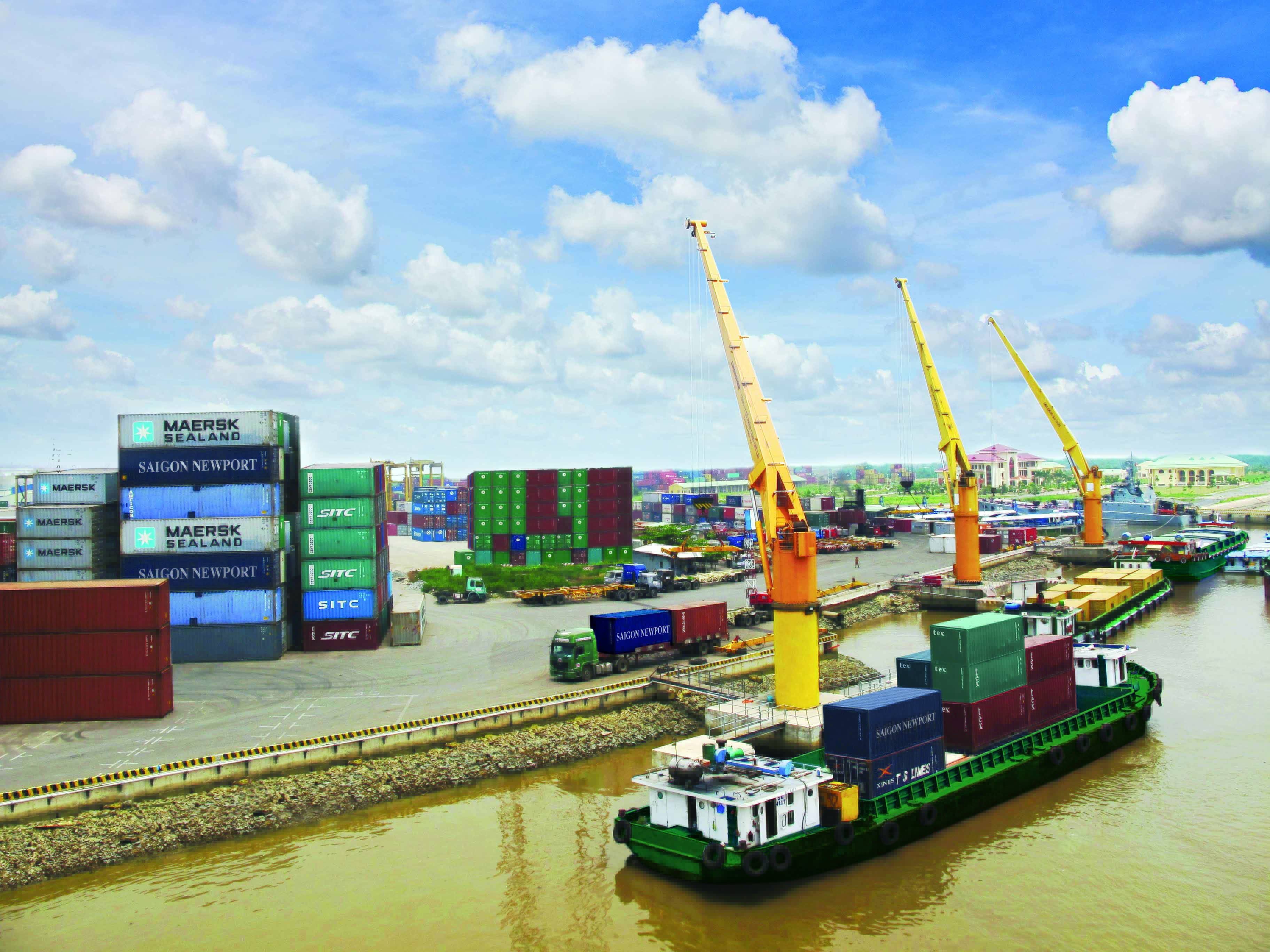 Transporte fluvial